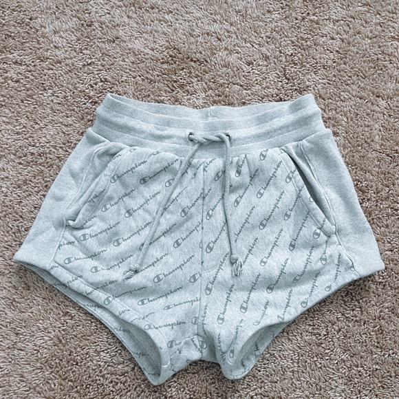 Champion reverse weave sweatshorts - Picture 1 of 4